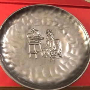 REED & BARTON HANNA BARBERA FLINTSTONES  Silver Plated Plate marked Italy
